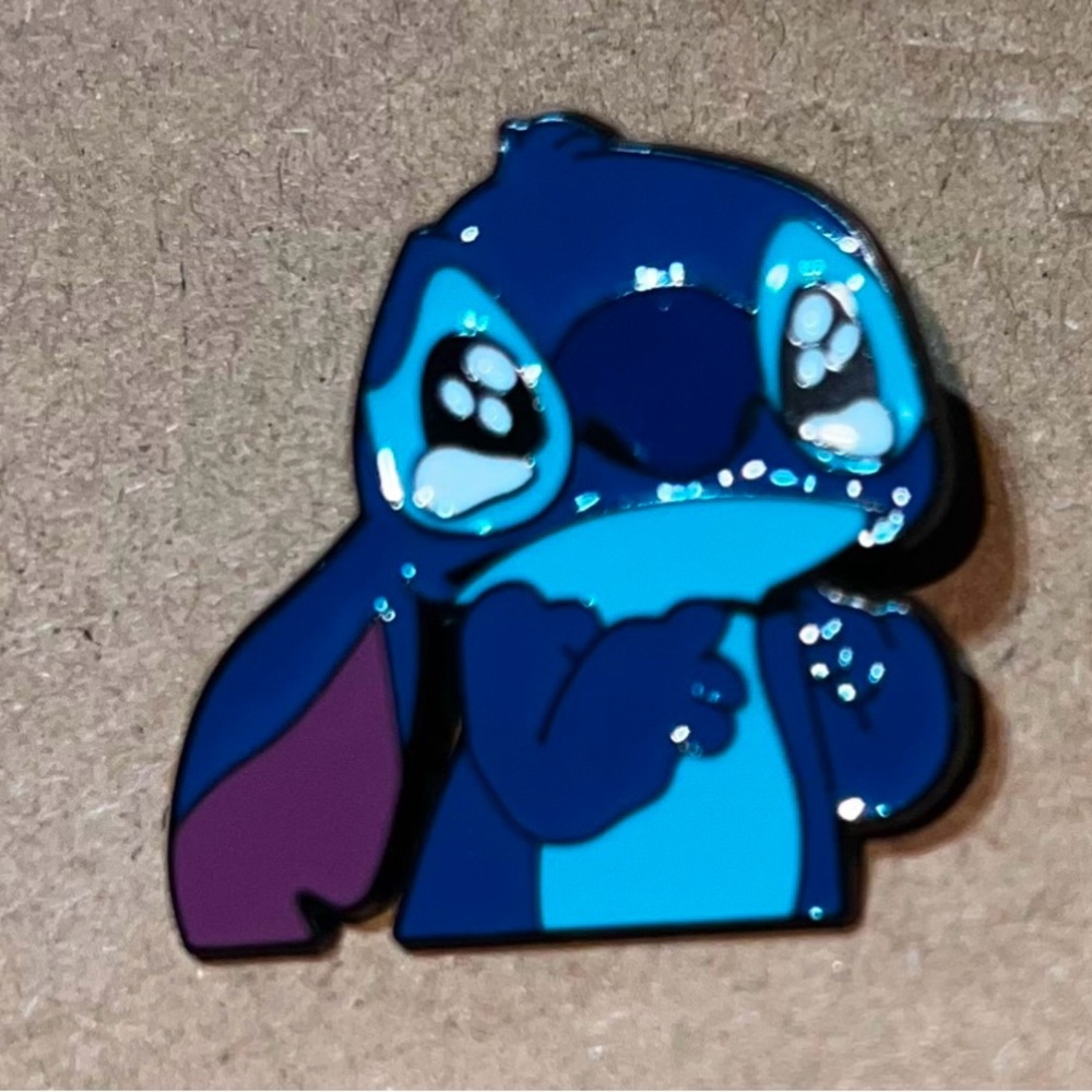 $1 ENAMEL METAL PIN BROOCH. NEW. $1 WITH ANY $10 ORDER OR MORE - Picture 3 of 16